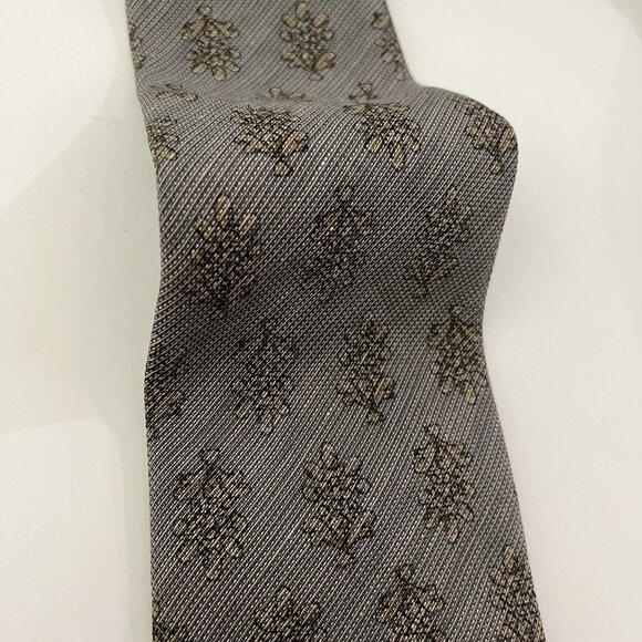 XMI PLATINUM 100% SILK NECKTIE LIGHTLY TEXTURED GRAY with GOLD-TAN FLORAL - Picture 2 of 7